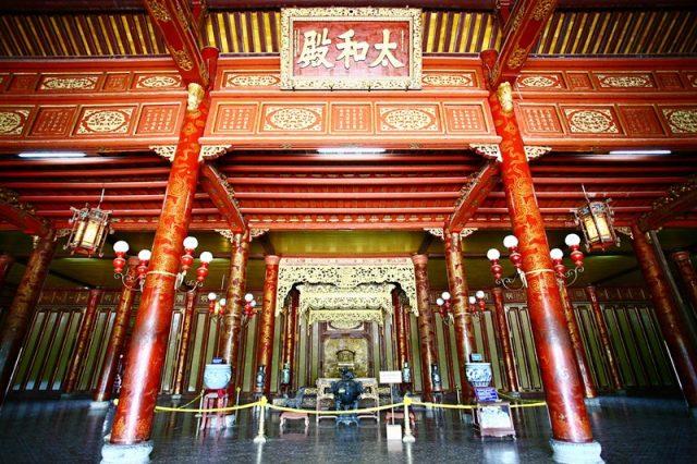 Điện Thái Hòa với kiến trúc cung đình đặc sắc là công trình tiêu biểu trong Đại Nội Huế, phản ánh lịch sử và văn hóa của triều Nguyễn.